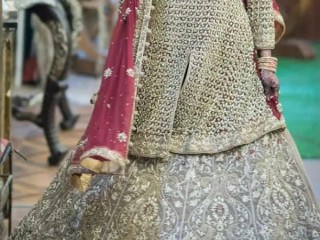 bridal-lahenga-for-sale-in-lahore